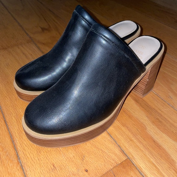 Oasis Society Ava Platform clogs black size 8 - Picture 4 of 5